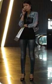 性感牛仔包臀少妇