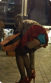 小少妇一蹲下谁都受不了