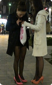 街拍两性感黑丝