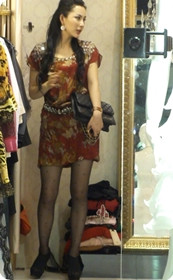 连衣裙红红火火