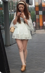 小少妇拥有模特身材