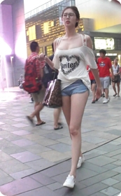 长裙热裤高挑少妇