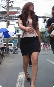 职业装短裙,翘臀少妇