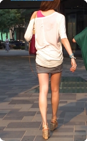 斯文下的魅惑,超短裙美女