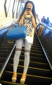 少妇紧身修身裤尤为性感