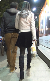 黑丝长裙美眉,邻家乖乖女