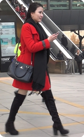 性感长靴混血美女身材真好