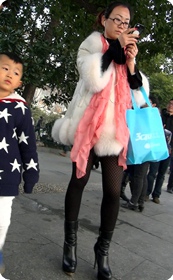 黑色少妇身材包养的还是蛮好的