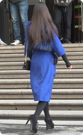 街拍高跟细腿黑色紧身裤美女