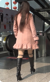 看一眼就想推倒的肉丝长靴靓女