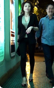 身材超赞的高挑美女少妇