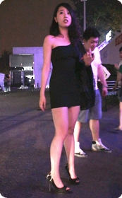 街拍极品夜店小姐人靓身材也赞的很