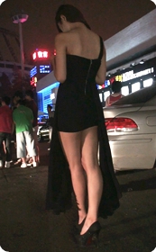 超极品高挑美女身材赞到不行