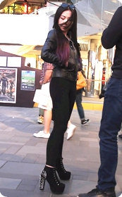 蜜桃翘臀这屁股包的好紧口水都要流出来了