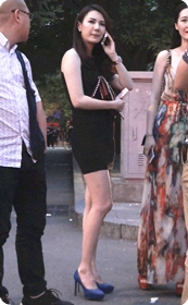 质量不错的丰满性感短裙少妇