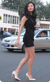 极品短裙气质少妇的回眸一笑已倾城