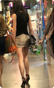 这样身材的美女最好了显瘦摸起来又有肉