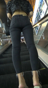 极品紧身黑牛美女