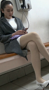 商场性感肉丝美女OL