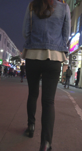 圆臀打底裤小少妇