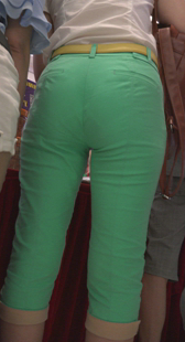 商场风骚两少妇