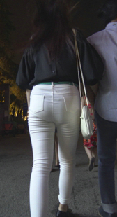 超紧圆臀白裤性感无比