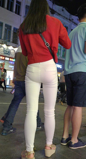 白裤透红内确实有够骚