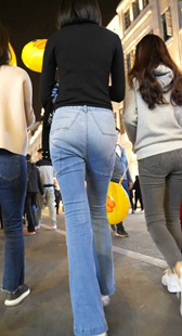 牛仔大长腿包臀少女