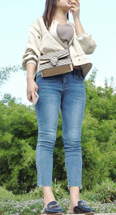 紧身蓝牛紧臀身材比例不对