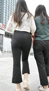 紧身西裤超紧小内痕发长美女