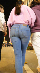 重品味蓝牛饱满圆臀少女