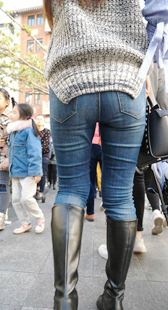 高挑牛仔深沟宽大臀长发美女