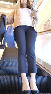 高跟西裤苹果臀长发OL大美女