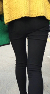 细腿紧身打底裤下塌