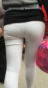 极品圆臀白裤美少妇