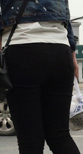 超紧打底圆臀小妹第一季