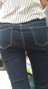 街拍黑牛小少妇太瘦啦