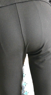 性感黑西裤透内痕少妇