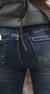 深沟牛仔裤老板娘