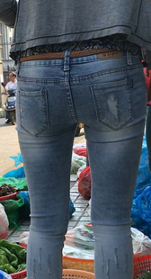 紧身蓝牛深沟少妇