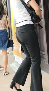 翘臀西裤小少妇身材好