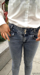 【xiao05】小兰兰美女紧身牛仔裤超长街拍视频