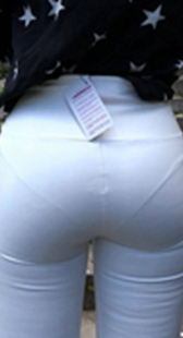 【xiao17】小芬高中丰韵学妹美女白色皮裤超长视频