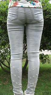 【xiao42】小瑞美女灰色紧身牛仔裤美女视频