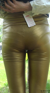 【xiao45】小媚美女金色紧身皮裤视频