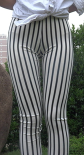 【xiao48】小芬黑白条打底裤视频