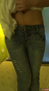 【xiao51】小爱美女紧身牛仔裤美女视频