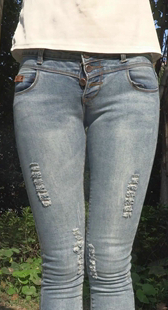 小姚美女紧身牛仔裤美女视频