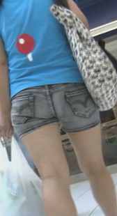 兰灰热牛兰T恤马尾辫