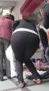 成熟少妇下蹲受不了